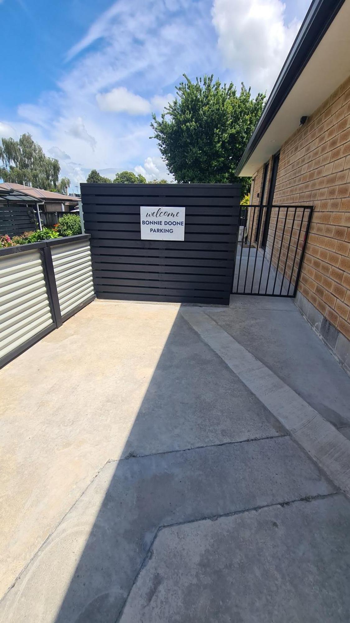 Hotel Bonnie Doone Te Awamutu Exterior foto